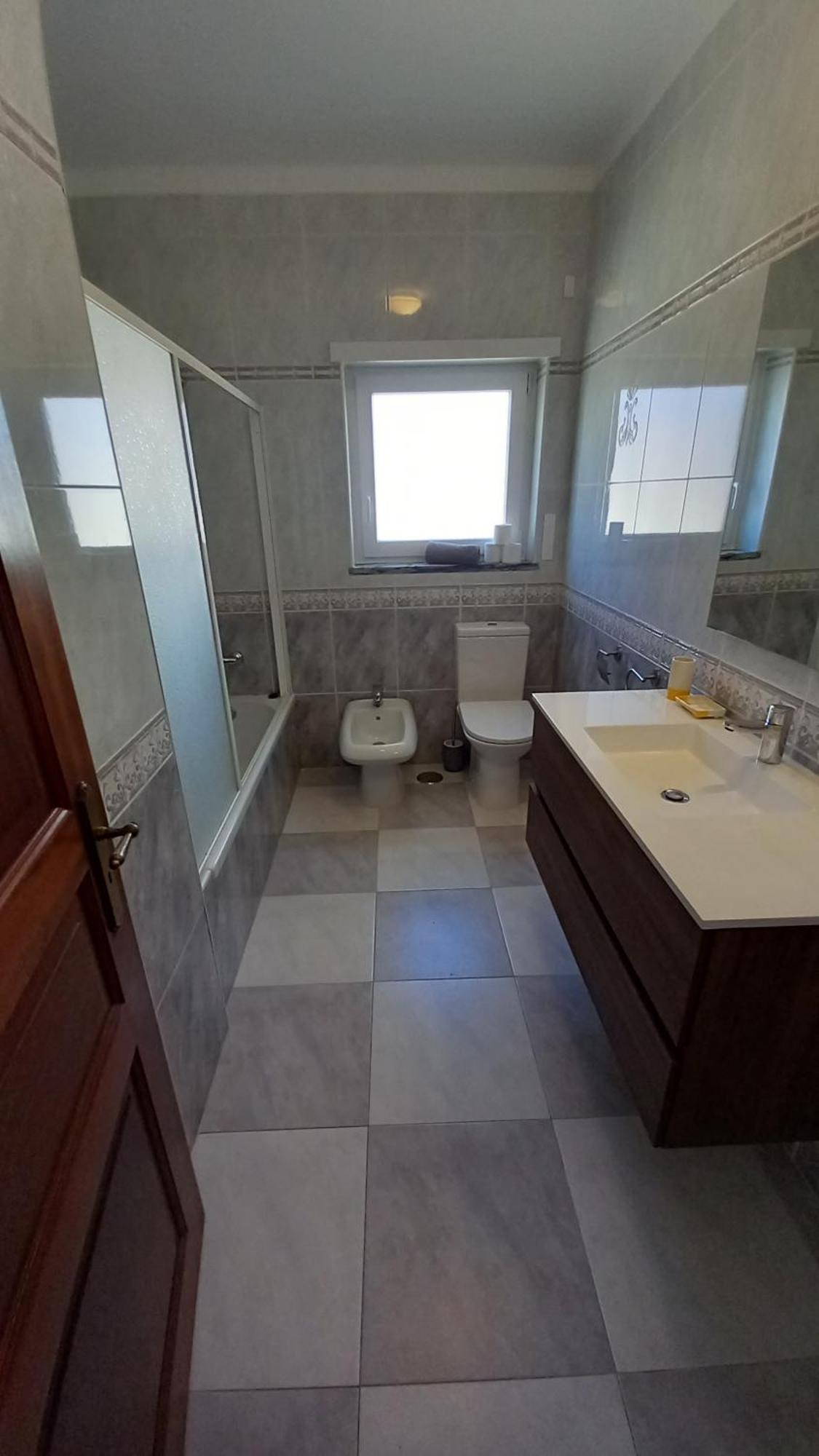 Guesthouse Beach Break Peniche Ngoại thất bức ảnh