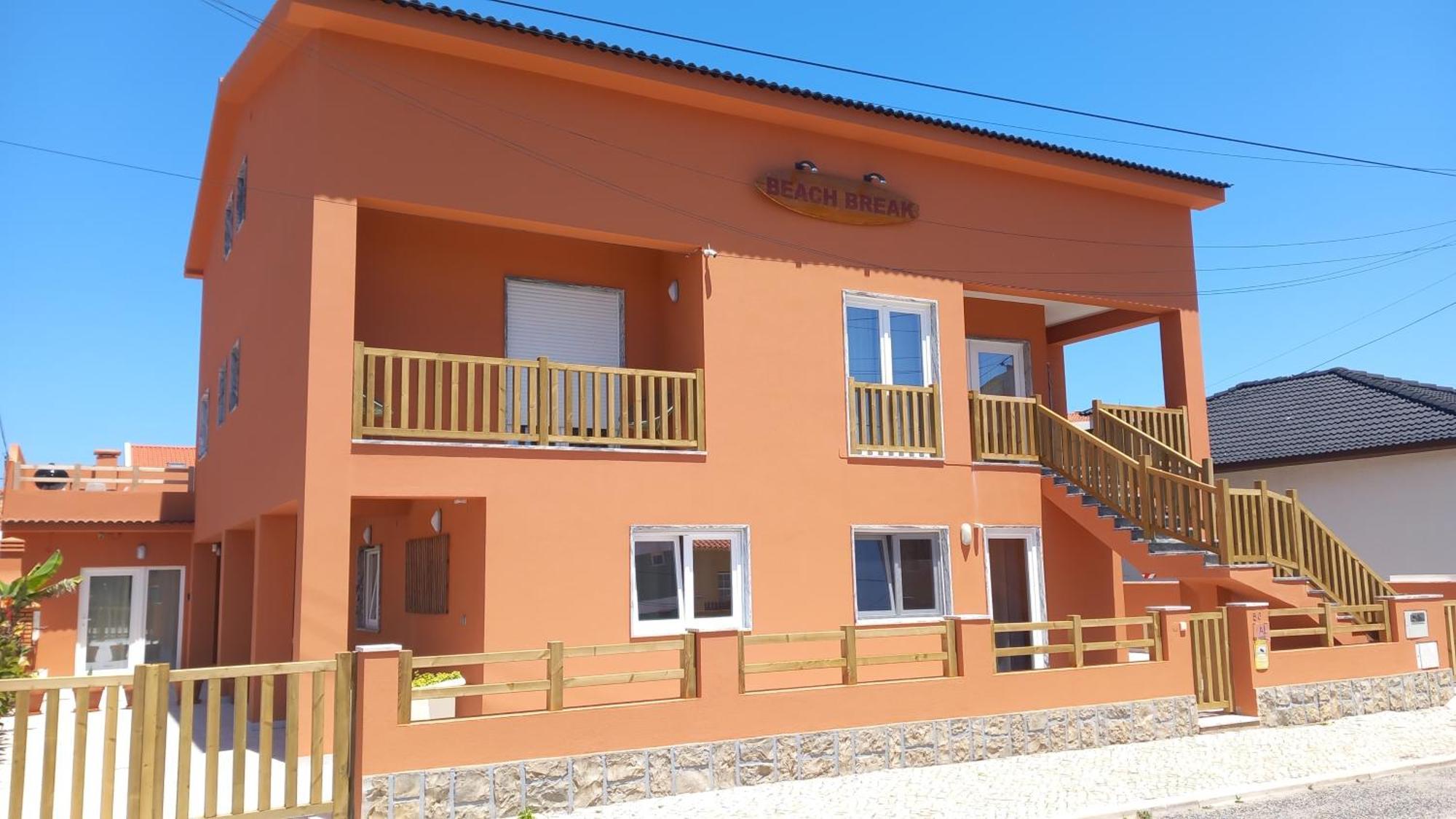 Guesthouse Beach Break Peniche Ngoại thất bức ảnh